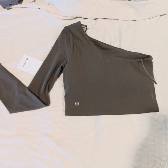 lululemon Align Asymmetrical Long-Sleeve Shirt - Picture 9 of 10